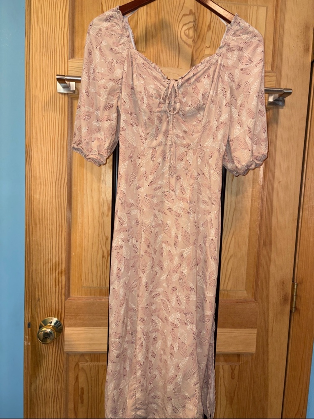 Lightweight Puff Sleeve Blush Floral Midi  Dress Sz M